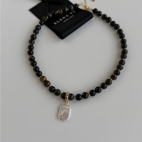 687 Tiger Eye Stone Necklace - Picture 3 of 5